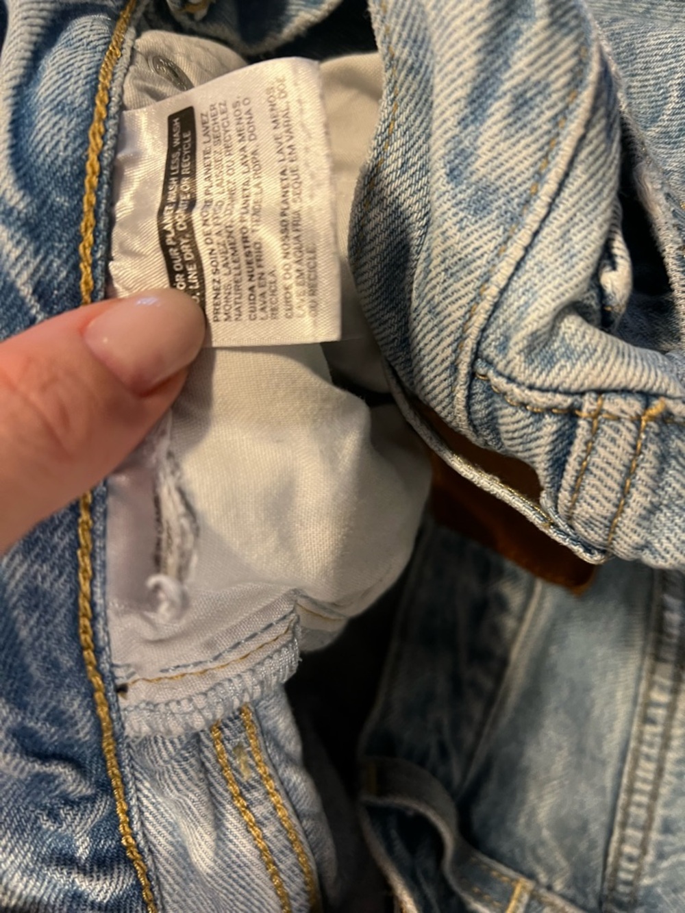 Levi’s Wedgie Straight Jeans Light Wash High Rise Size 28 - Picture 10 of 10